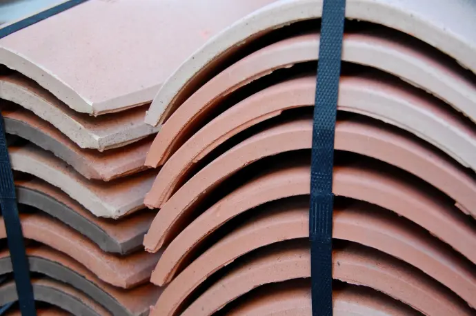 ©legabatch-Fotolia Ceramic tile production